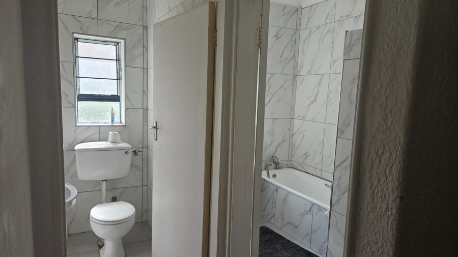 4 Bedroom Property for Sale in Newlands Western Cape